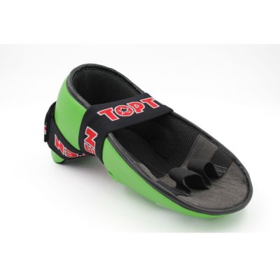 Kicks “SuperLight” for competition foot protector, foot gear